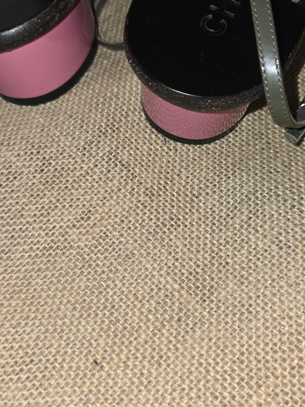 Chanel Olive Green Leather T-Strap Sandals with Pink CC Accent - Picture 5 of 9